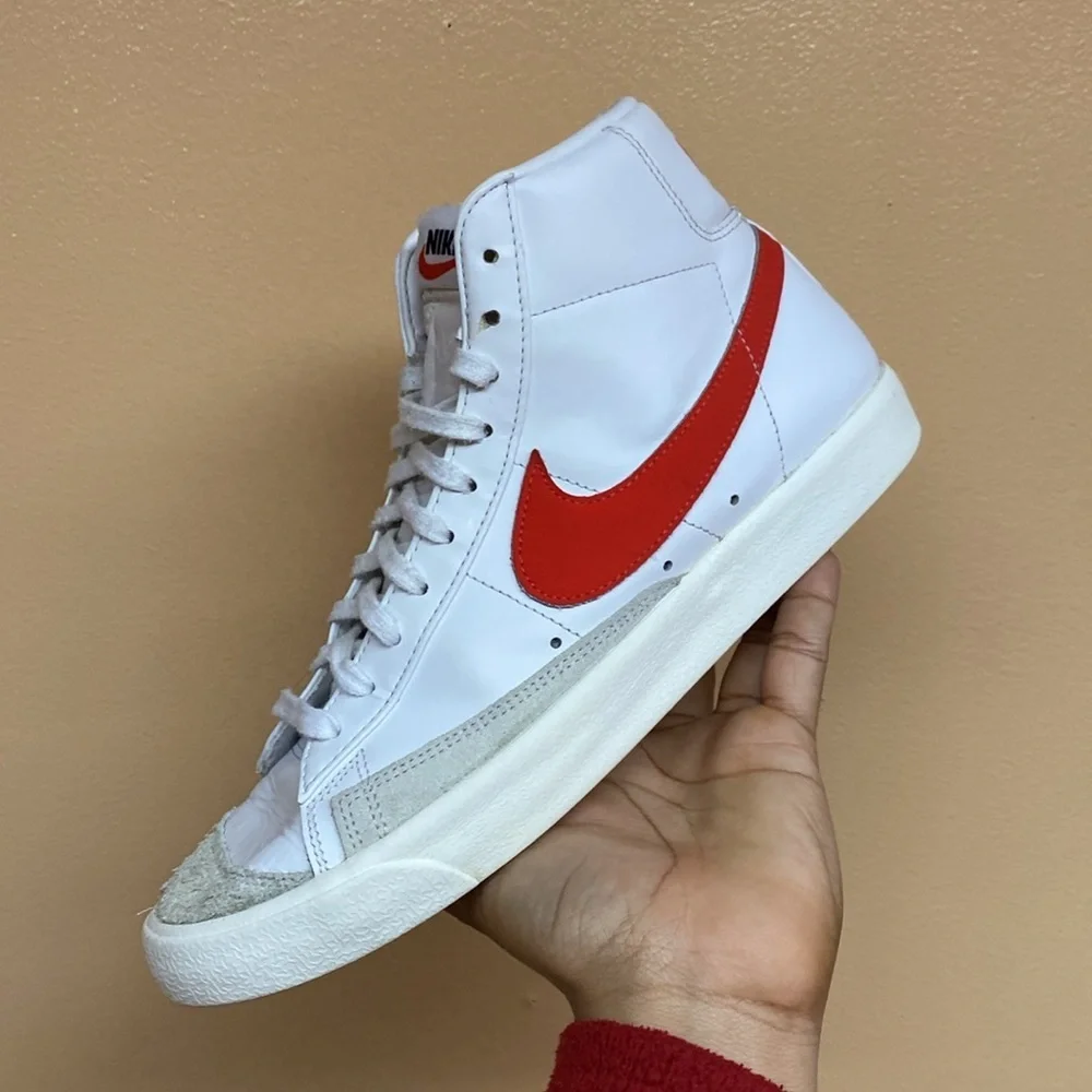 Nike Blazer Mid 77 Vintage “Habanero Red”